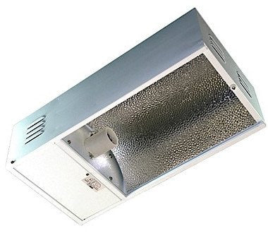 Industrial Lighting - 250 Watt HQI Metal Halide Low Bay With Lamp